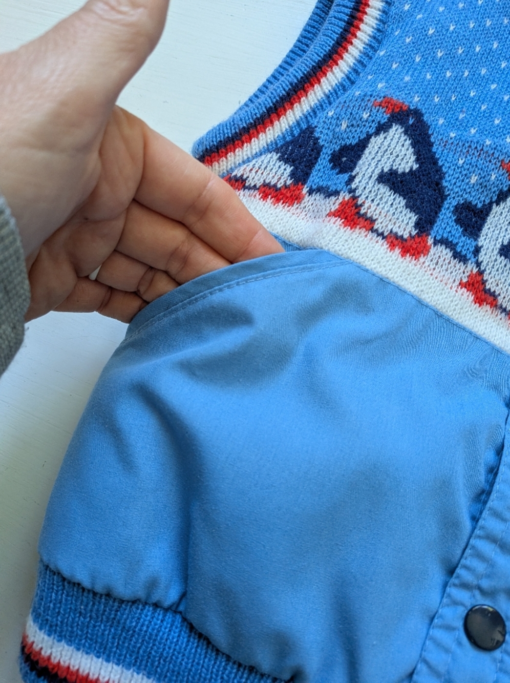 Vintage Light Blue Penguin Vest 18 Months - Picture 4 of 10